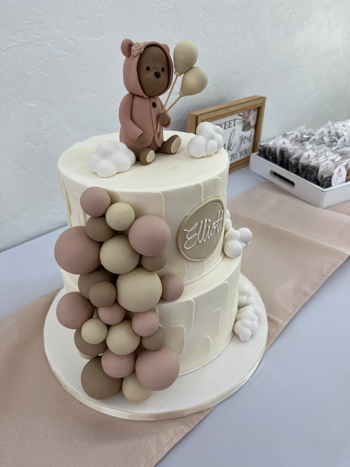 Teddy Bear Baby Shower Cake (Beautiful White Cake With A Teddy