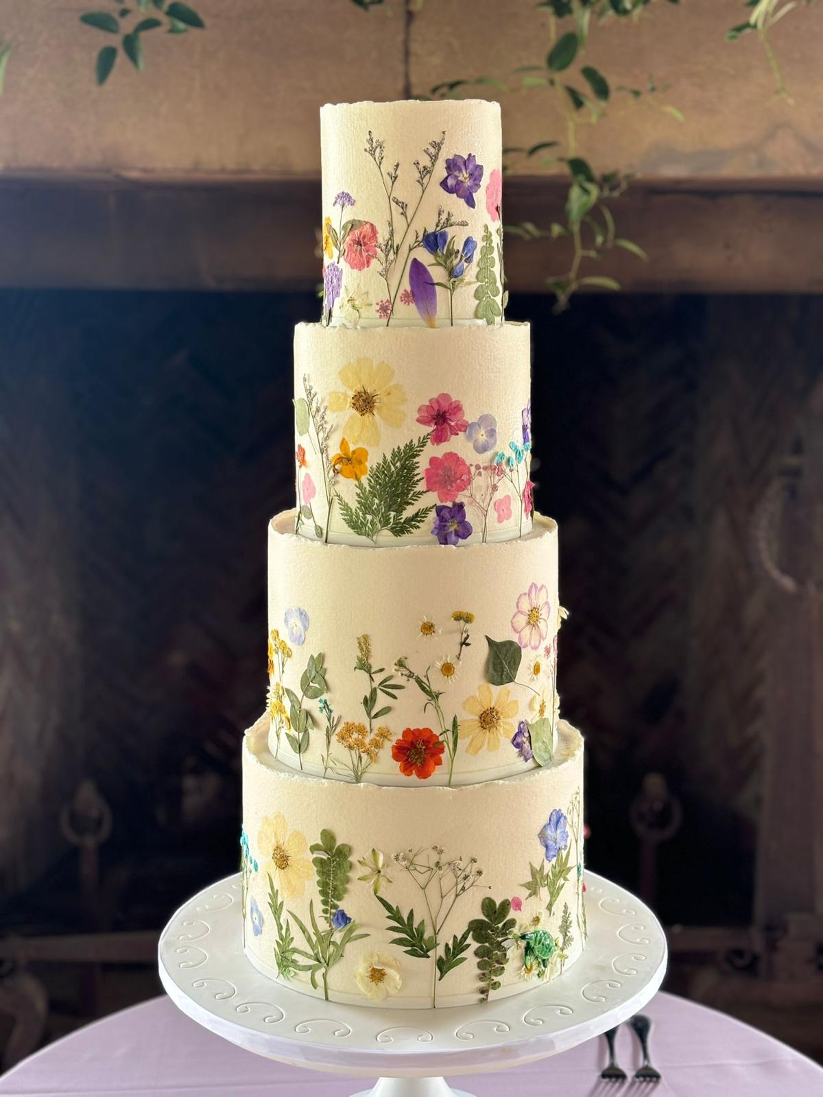Wedding Cake. Smooth. Pressed Flower and Pedestals