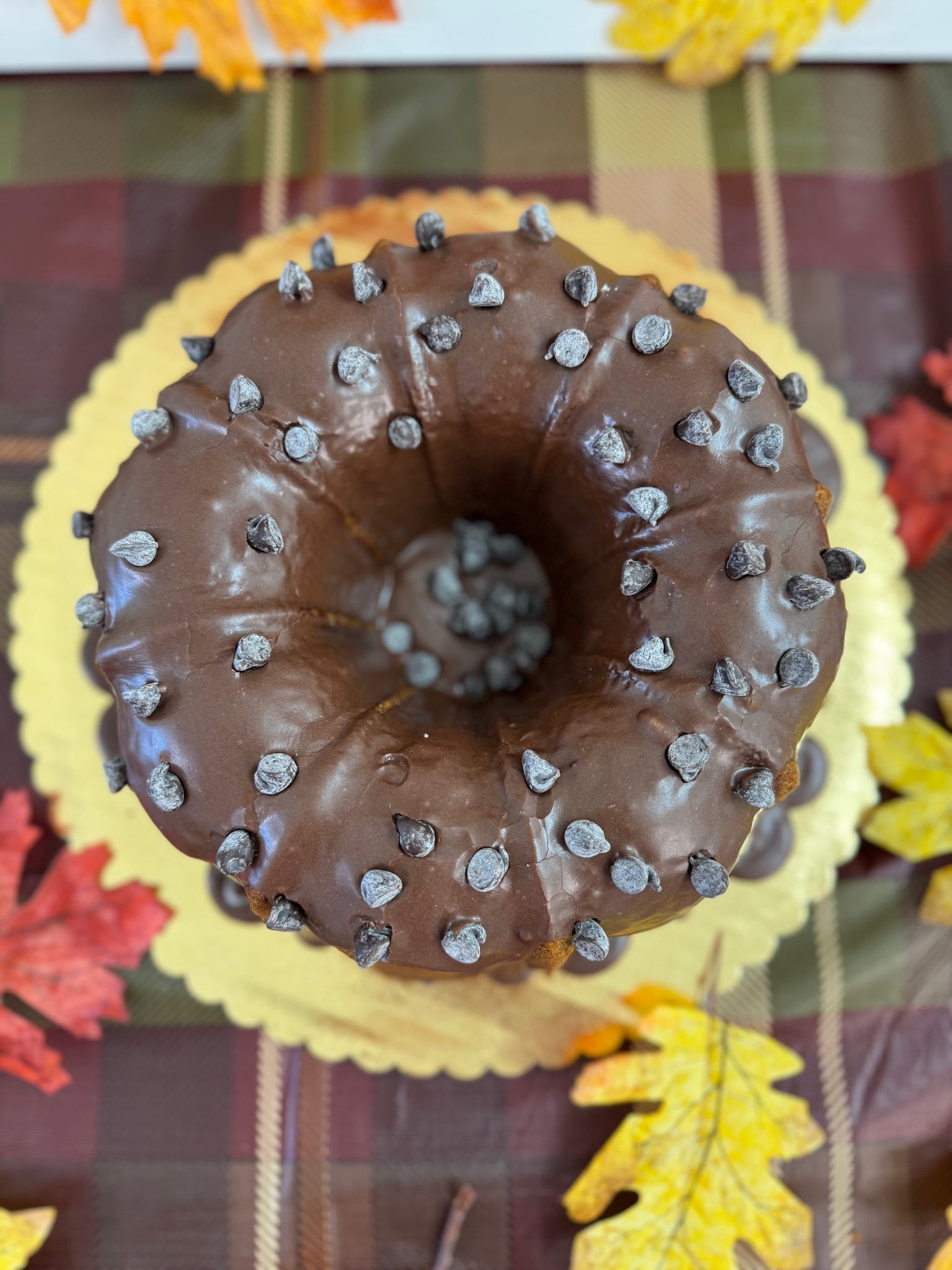 PUMPKIN BUNDT CAKE WITH CHOCOLATE CHIPS