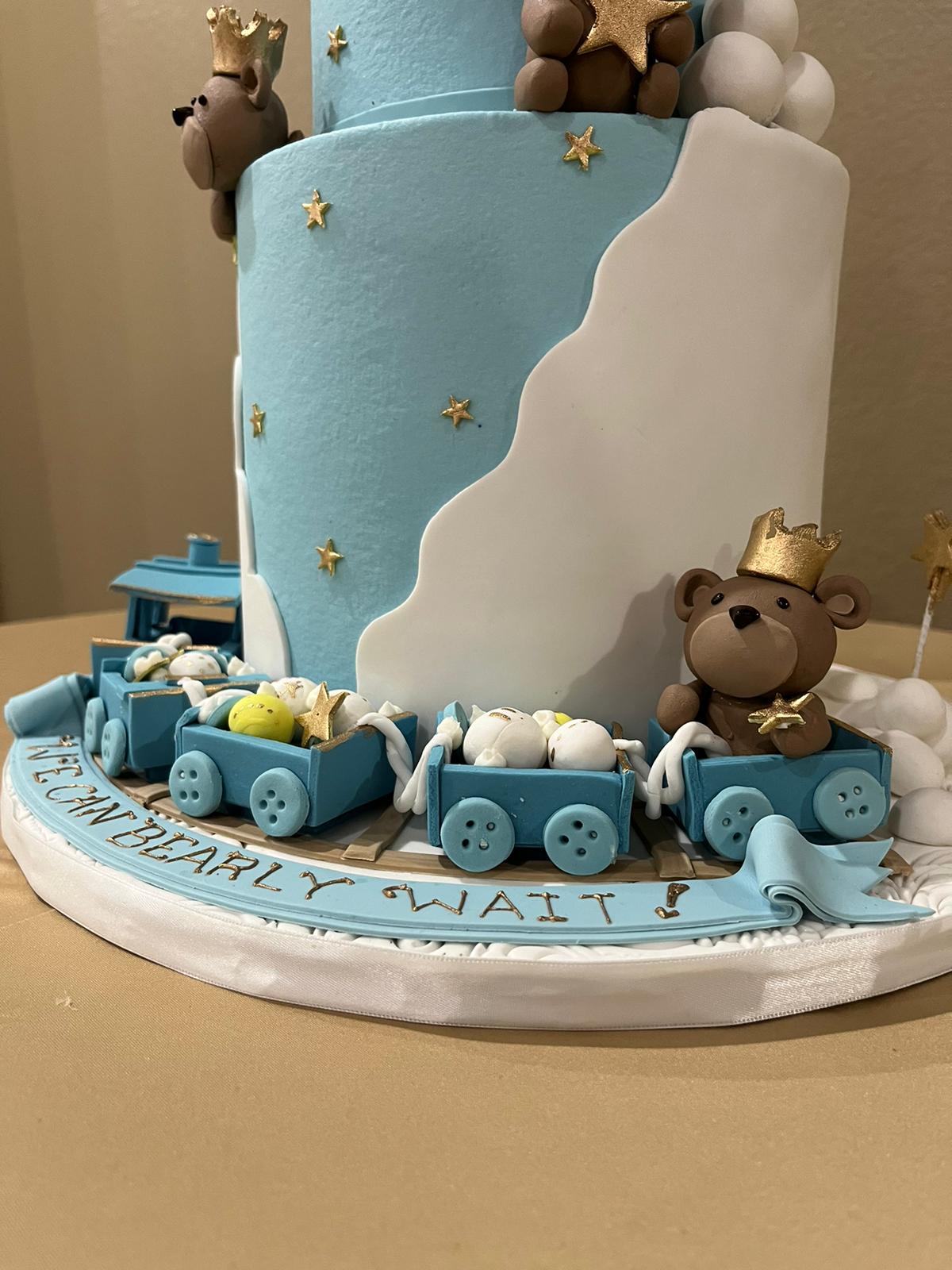 Baby Shower Cake. Bearly Wait