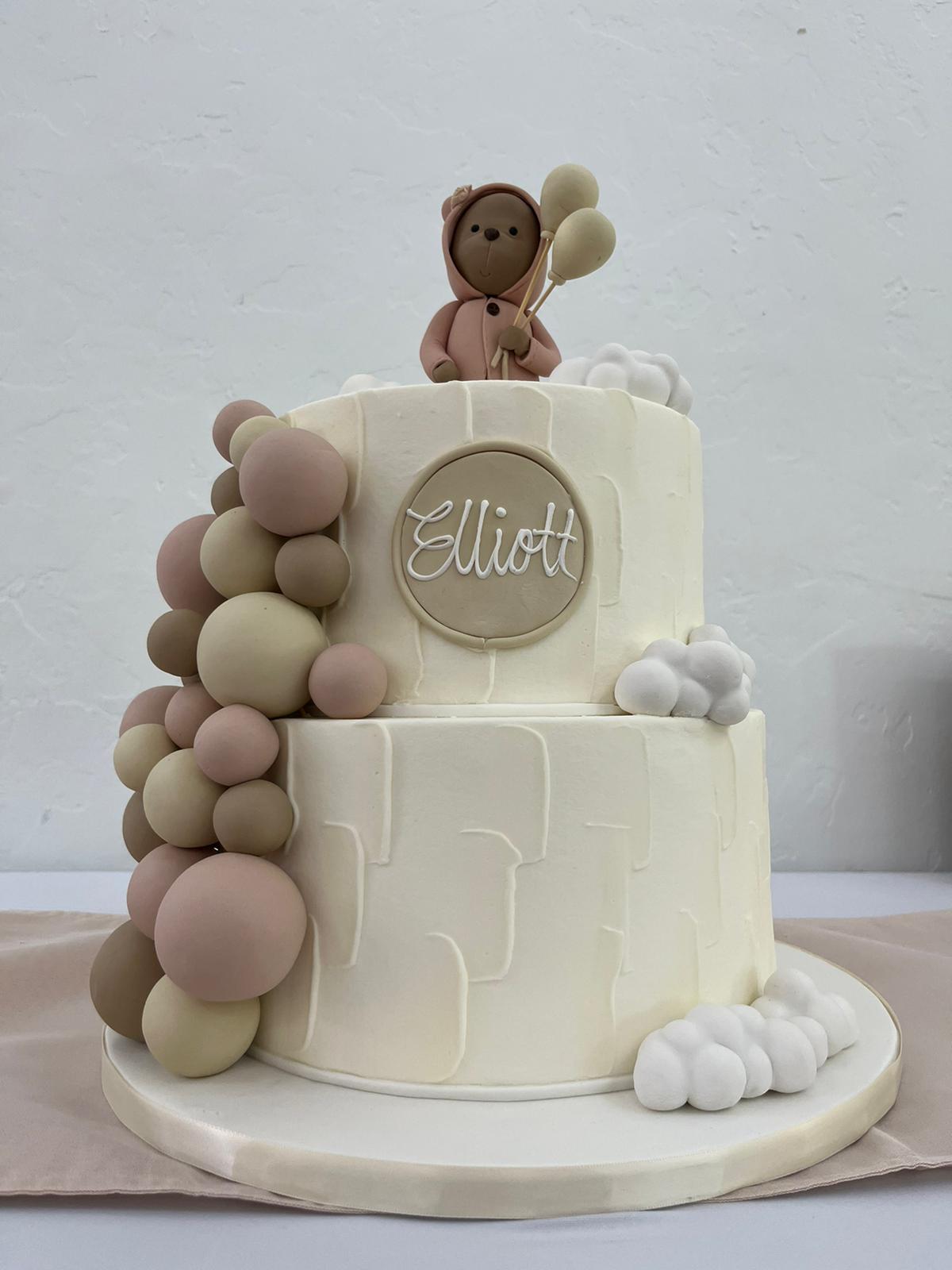 Baby Shower Cake. Bear Topper